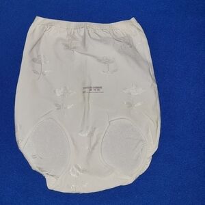 Barely there sample SHAPE wear 4269 small